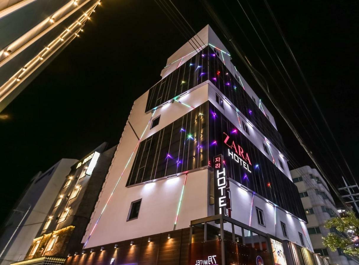Hotel Zara ČČchangwon Exteriér fotografie