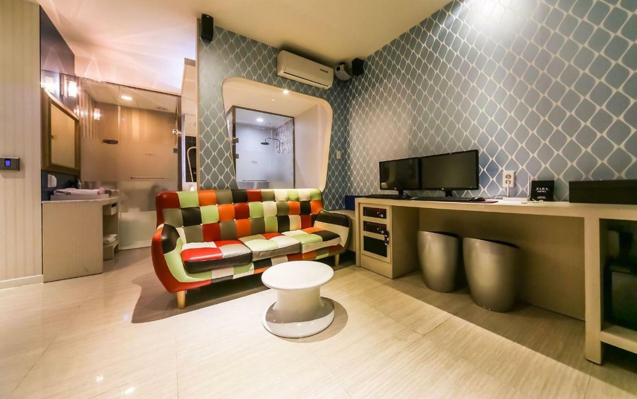 Hotel Zara ČČchangwon Exteriér fotografie